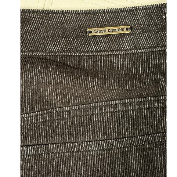 Carve Designs Black Micro Corduroy Skirt size 8 - Picture 5 of 6